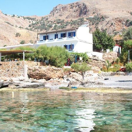 Taverna Akrogiali Loutró Exterior foto